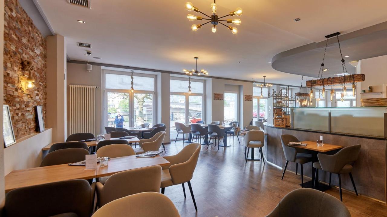 Moselhotel Roemischer Kaiser Бернкастель-Кюс Экстерьер фото