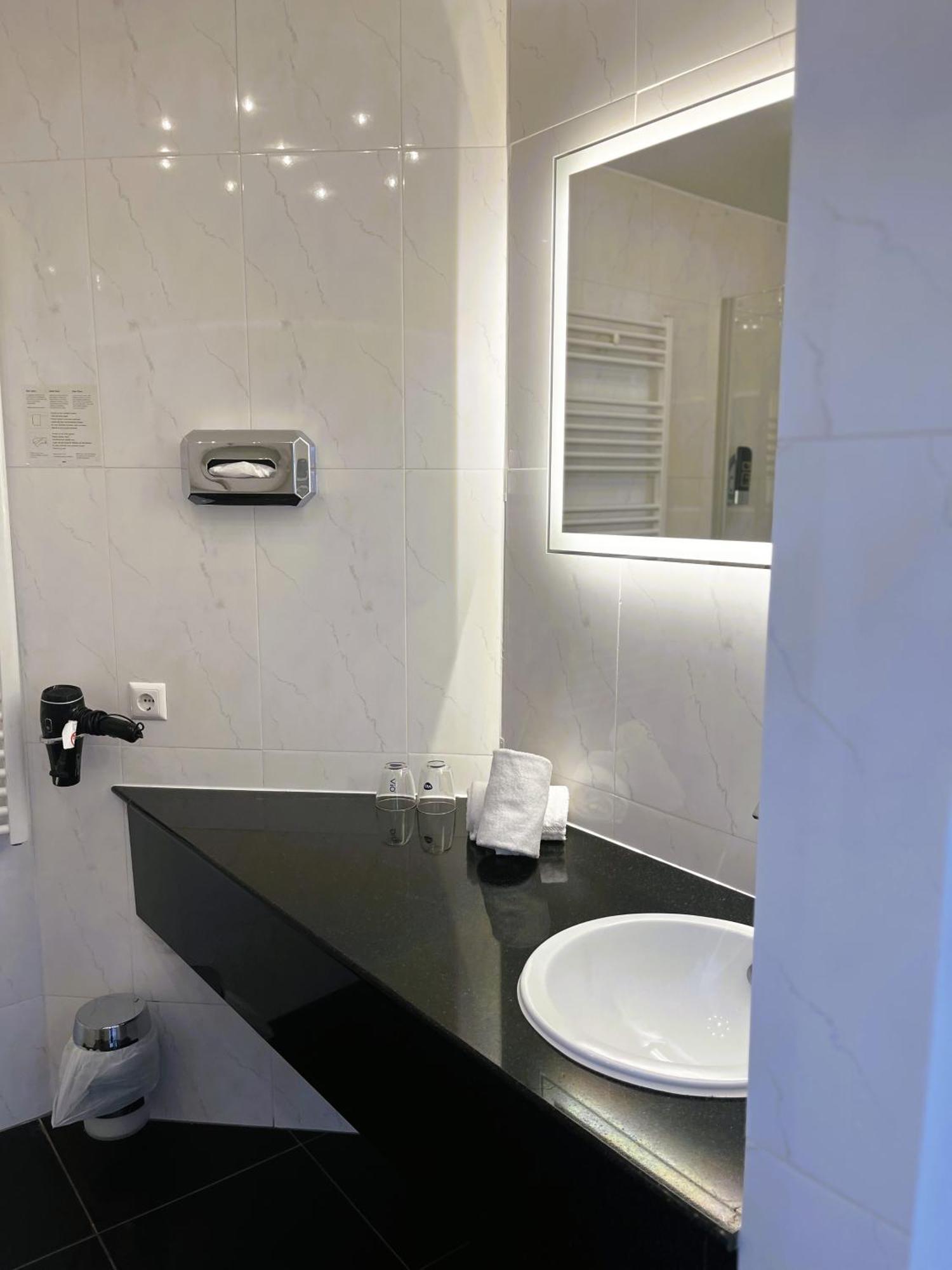 Moselhotel Roemischer Kaiser Бернкастель-Кюс Экстерьер фото